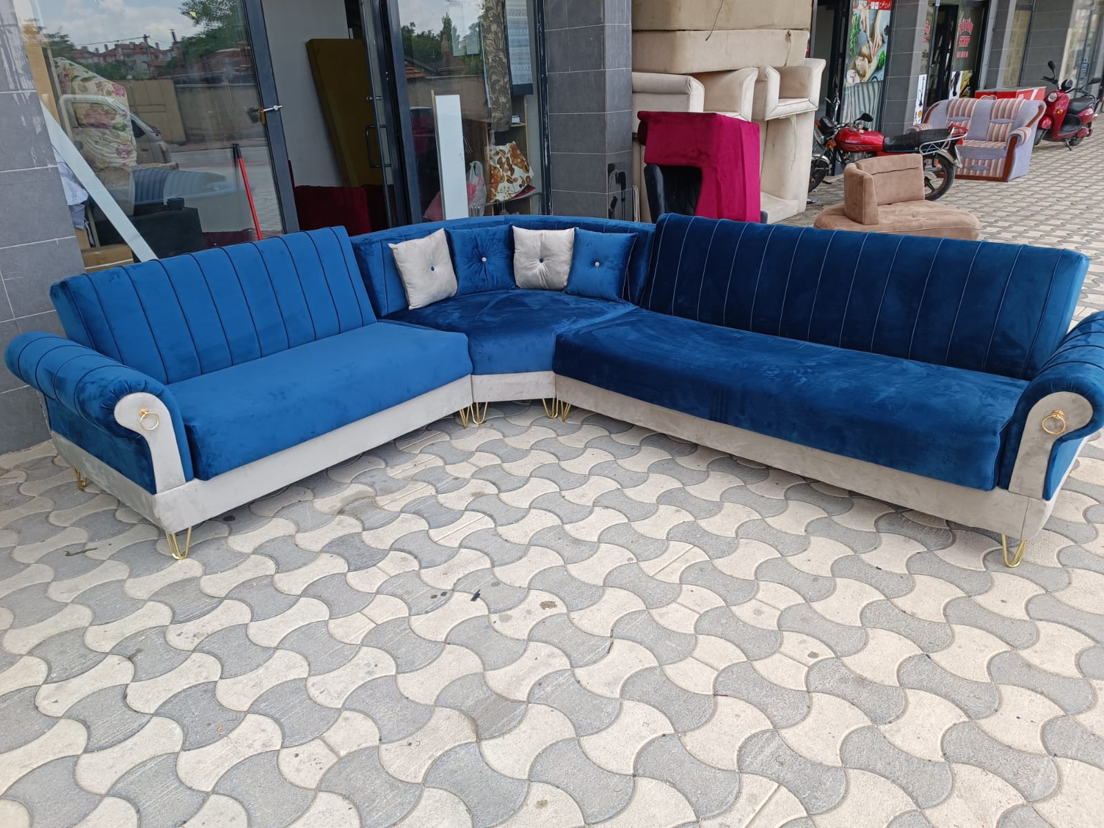 İKİNCİ EL KÖŞE TAKIMLARI